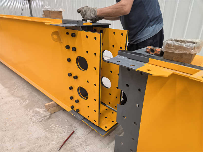 QDX series 15-ton European double girder bridge crane is being installed.