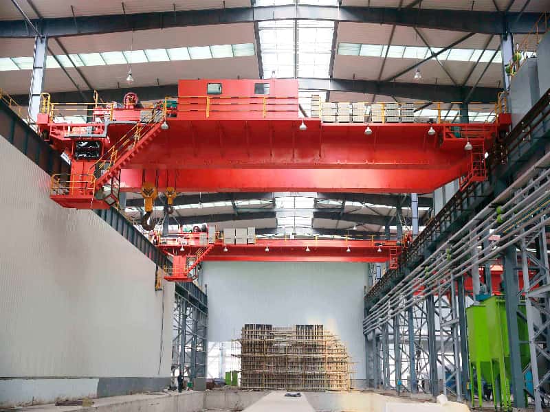 Bridge cranes in the steel industry